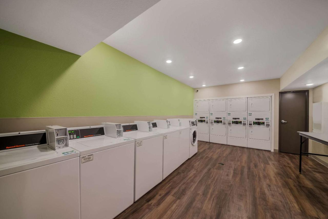 Woodspring Suites Wesley Chapel-Tampa Esterno foto
